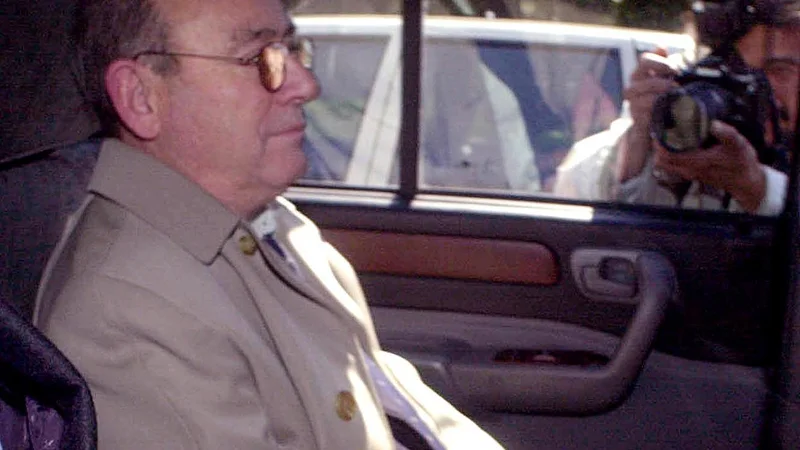 Piden la detención del ex titular del PAMI durante el menemismo, Víctor Alderete 