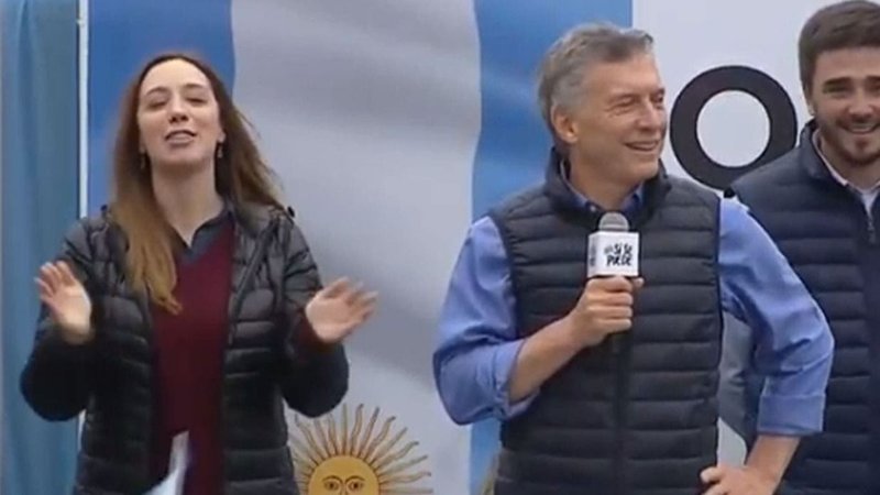 Plaza vacía: así recibieron a Macri en Olavarría en la marcha Si se puede