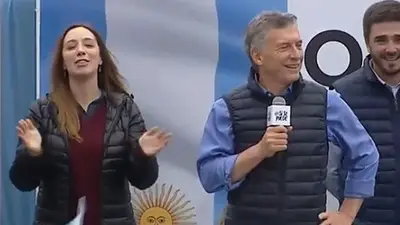 Plaza vacía: así recibieron a Macri en Olavarría en la marcha Si se puede Plaza vacía: así recibieron a Macri en Olavarría en la marcha Si se puede