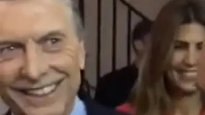 Debate 2019: el sorpresivo saludo de Macri con un candidato a presidente Debate 2019: el sorpresivo saludo de Macri con un candidato a presidente