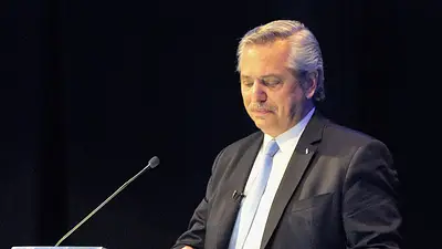 Alberto Fernández comparó el individualismo con Bugs Bunny y revolucionó las redes sociales Alberto Fernández comparó el individualismo con Bugs Bunny y revolucionó las redes sociales