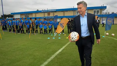 Elecciones 2019: en un polémico spot, Mauricio Macri comparó su gobierno con su gestión en Boca Elecciones 2019: en un polémico spot, Mauricio Macri comparó su gobierno con su gestión en Boca