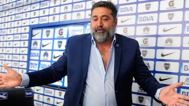Angelici busca jugar el Mundial de Clubes “por escritorio”