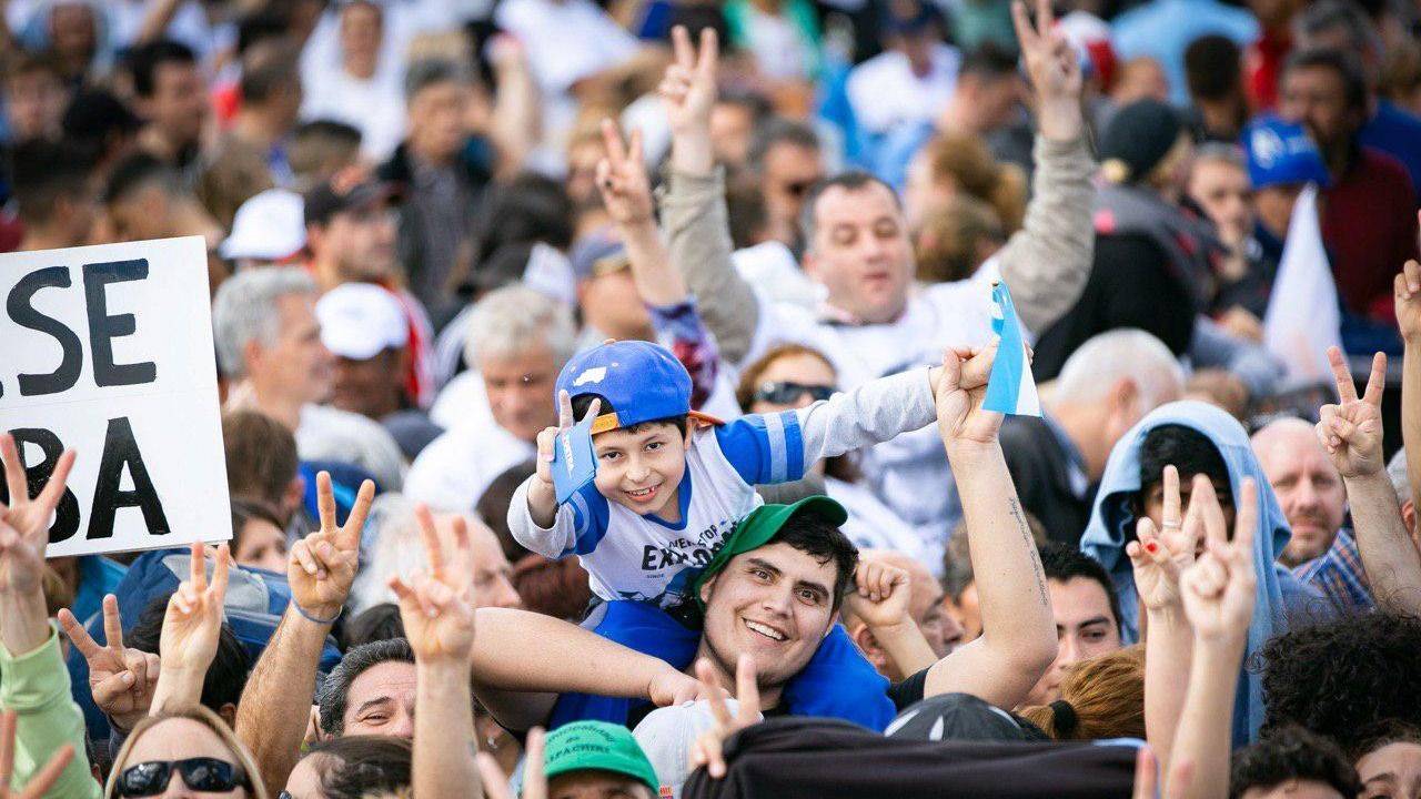 Los jóvenes, la política y el peronismo, marcha peronista con juventud