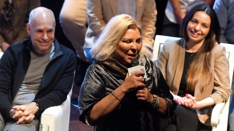 Elisa Carrió explotó y hasta se burló de Nelson Castro: lo acusó de “blando”