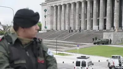 Así es el megaoperativo de seguridad para el debate en la Facultad de Derecho Así es el megaoperativo de seguridad para el debate en la Facultad de Derecho