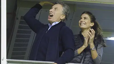Mauricio Macri termina un acto en Rosario y "correrá" a ver el Superclásico entre Boca y River Mauricio Macri termina un acto en Rosario y "correrá" a ver el Superclásico entre Boca y River