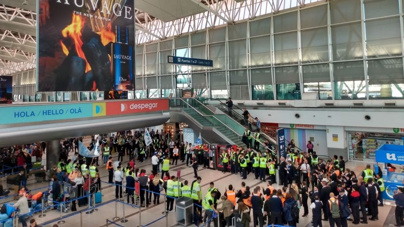 Las aerolíneas podrán reprogramar sus vuelos desde el 1 de septiembre
