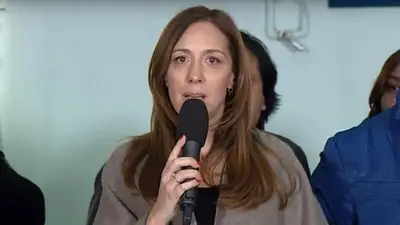 El sutil mensaje de María Eugenia Vidal a Mauricio Macri: "La gente va a decidir los liderazgos en nuestro espacio" El sutil mensaje de María Eugenia Vidal a Mauricio Macri: "La gente va a decidir los liderazgos en nuestro espacio"