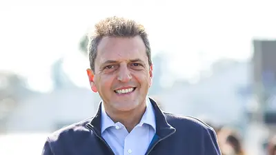 Sergio Massa: "Me llama la atención que a cuatro días de la elección, unos cuadernos supuestamente quemados dejaron de ser cenizas" Sergio Massa: "Me llama la atención que a cuatro días de la elección, unos cuadernos supuestamente quemados dejaron de ser cenizas"