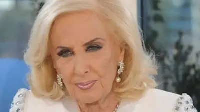 El fanatismo pudo más: Mirtha Legrand rompió la veda en su programa de televisión El fanatismo pudo más: Mirtha Legrand rompió la veda en su programa de televisión