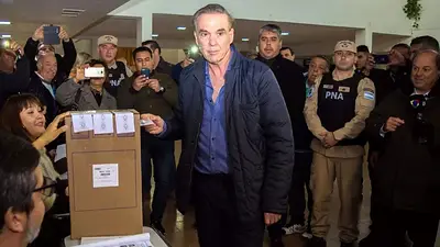 Votó Miguel Ángel Pichetto: "Hay que controlar bien el comicio" Votó Miguel Ángel Pichetto: "Hay que controlar bien el comicio"