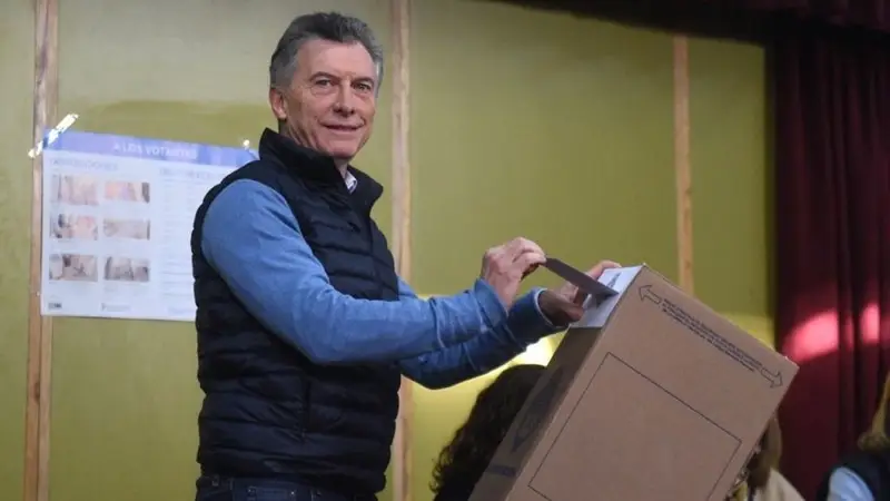 Votó Mauricio Macri: "Hay que esperar, las boca de urna no tienen rigor científico"