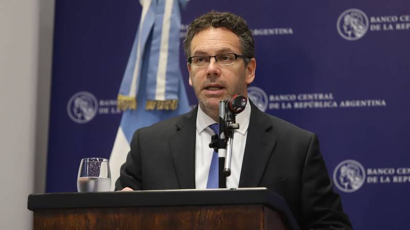 Guido Sandleris, sobre el cepo al dólar: "El objetivo es preservar las reservas en este momento de transición" 