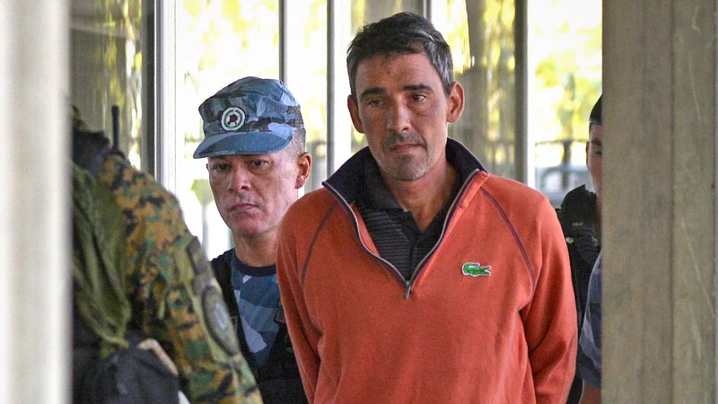 Independiente: condenaron a tres años y medio de prisión a "Bebote" Álvarez por extorsionar a Ariel Holan