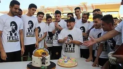 Diez preguntas del Diez: la trivia por el cumpleaños de Diego Maradona Diez preguntas del Diez: la trivia por el cumpleaños de Diego Maradona