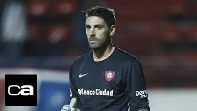 El papelón de Navarro, arquero de San Lorenzo: su equipo perdió 3 a 1 y la gente pidió por el suplente El papelón de Navarro, arquero de San Lorenzo: su equipo perdió 3 a 1 y la gente pidió por el suplente