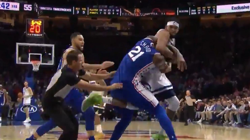 Duelo de gigantes: golpes y una pelea impactante entre Embiid y Antony-Towns, dos jugadores de la NBA en pleno partido