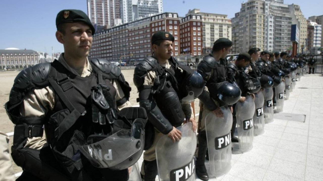 El Gobierno oficializó mejoras salariales para las Fuerzas Armadas y de Seguridad