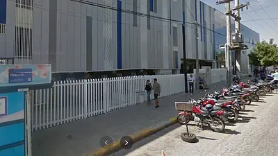 Córdoba: balearon a un policía con su propia arma en Villa Carlos Paz Córdoba: balearon a un policía con su propia arma en Villa Carlos Paz