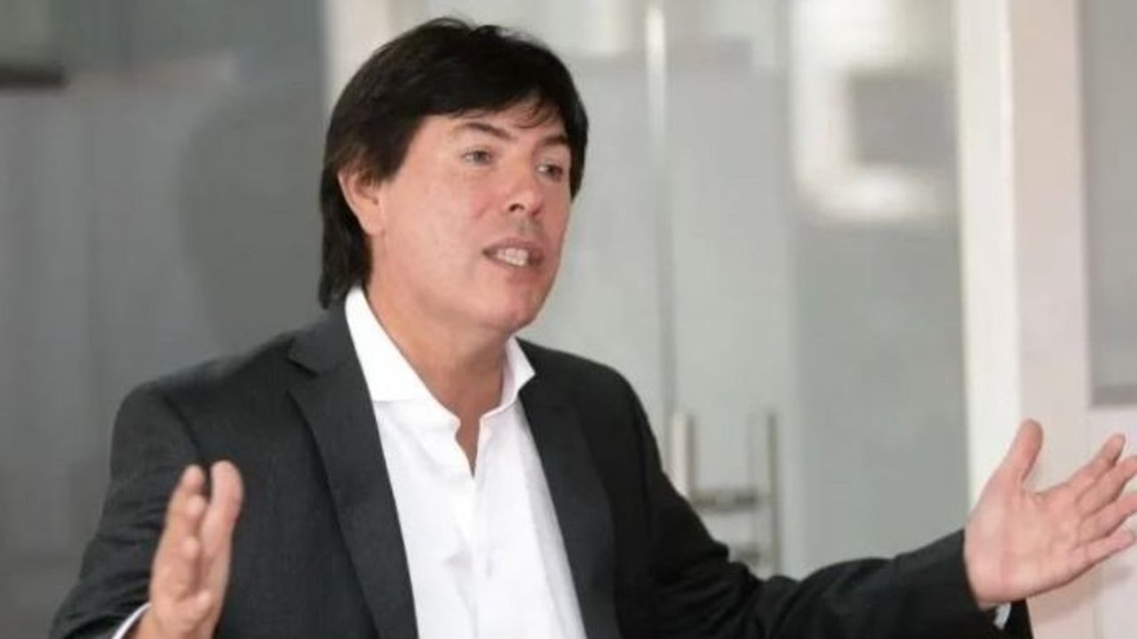 Juan Manuel Lugones irá a juicio por abuso y se va de Aprevide