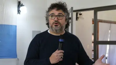 Líder de aceiteros cruzó a Daer y pidió elecciones en la CGT Líder de aceiteros cruzó a Daer y pidió elecciones en la CGT