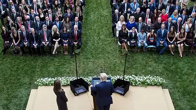 Escándalo: Trump generó una bomba de tiempo de coronavirus en la Casa Blanca Escándalo: Trump generó una bomba de tiempo de coronavirus en la Casa Blanca