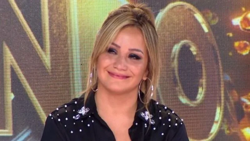"Si te gusto, estoy": famoso cantante argentino encaró a Karina