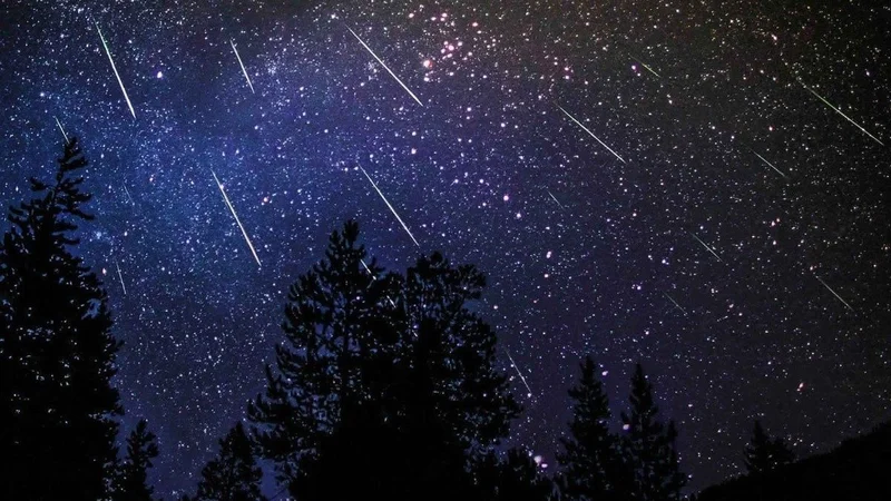 Lluvia de estrellas dracónidas y oriónidas