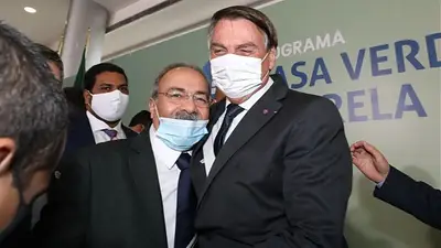 "Hay que dejar de ser un país de maricones": la burla de Bolsonaro a Brasil por el coronavirus "Hay que dejar de ser un país de maricones": la burla de Bolsonaro a Brasil por el coronavirus