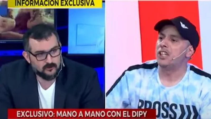 Un periodista dejó expuesto al Dipy en Crónica y el cantante lo invitó a pelear