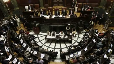 Tratan en la Legislatura porteña la ley para que el Paseo del Bajo se llame "Raúl Alfonsín" Tratan en la Legislatura porteña la ley para que el Paseo del Bajo se llame "Raúl Alfonsín"