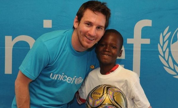 El secreto de Messi: cada día paga el desayuno de 15.000 niños en Mozambique  | El Destape