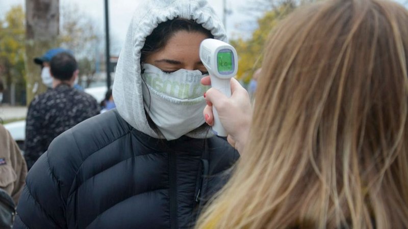 Con 345 muertes en un día, Argentina pasó las 30.000 víctimas por coronavirus