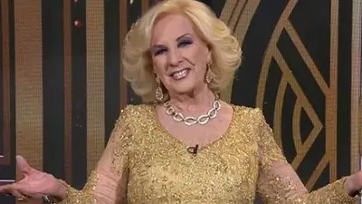 Mirtha Legrand salió de su estricto aislamiento por primera vez desde el inicio de la pandemia Mirtha Legrand salió de su estricto aislamiento por primera vez desde el inicio de la pandemia