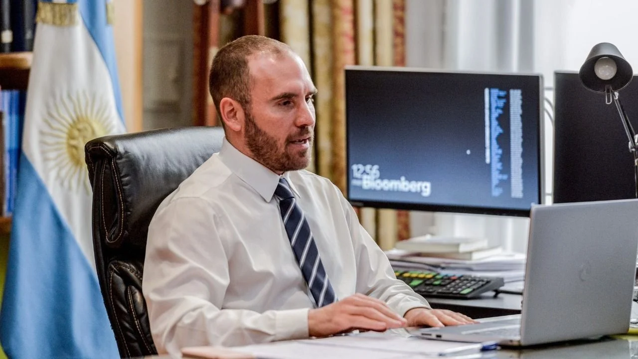 Martín Guzmán - FMI