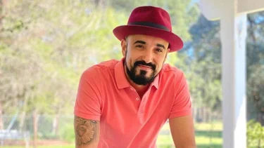El increíble parecido de Abel Pintos con sus hermanos