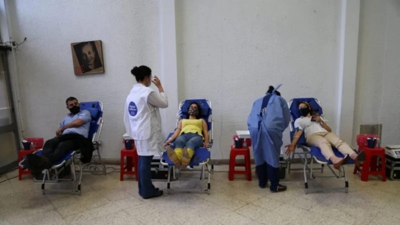 Covid: destacan la efectividad del plasma de convalecientes en pacientes graves