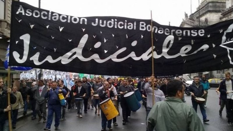 Gremios bonaerenses realizarán paros en protesta del no llamado a paritarias