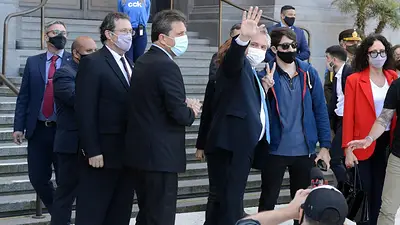 A 10 años de la muerte de Néstor Kirchner: la emoción y el recuerdo de los funcionarios tras el acto homenaje A 10 años de la muerte de Néstor Kirchner: la emoción y el recuerdo de los funcionarios tras el acto homenaje