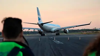 El Gobierno autorizó el regreso de los vuelos internacionales El Gobierno autorizó el regreso de los vuelos internacionales