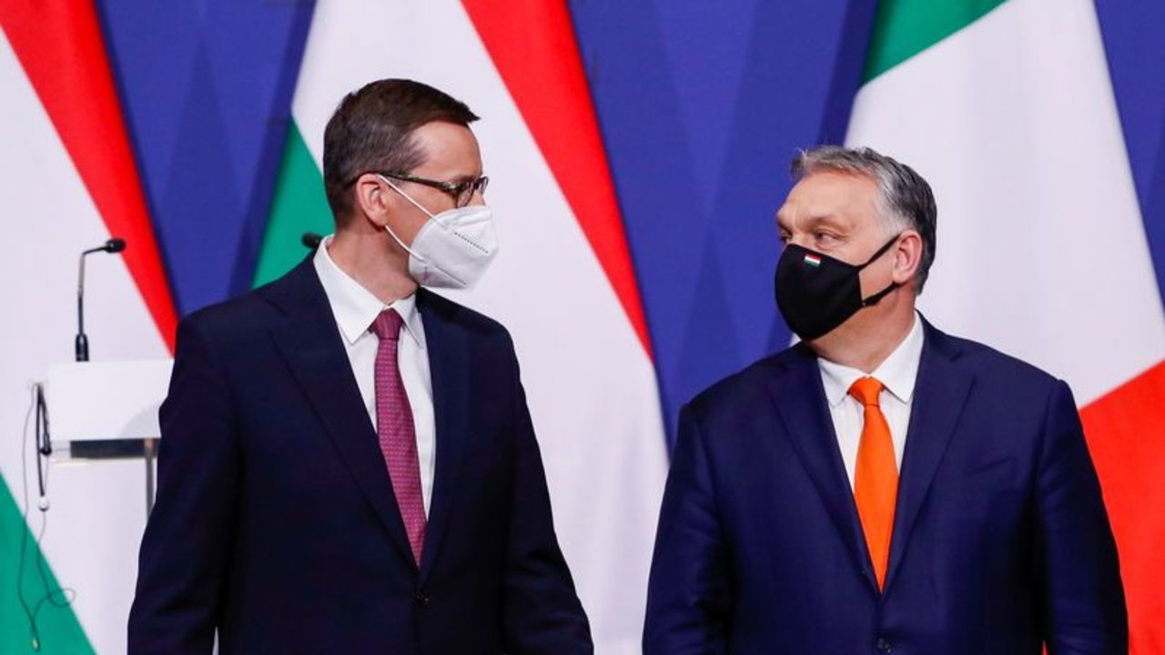 La UE podría aprobar los planes de gasto de Polonia y Hungría con condiciones