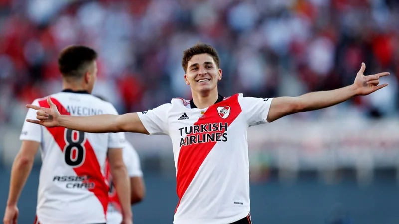 Julián Álvarez River Plate
