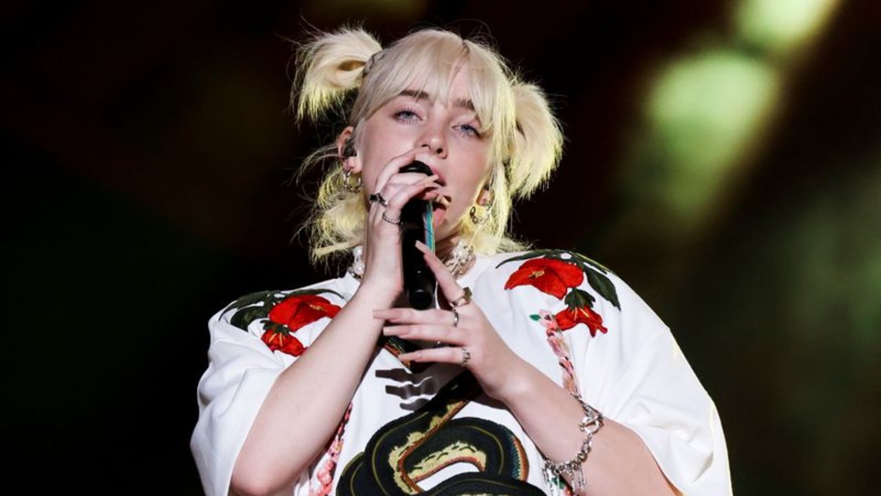 Billie Eilish encabezará el festival de música de Glastonbury el próximo año