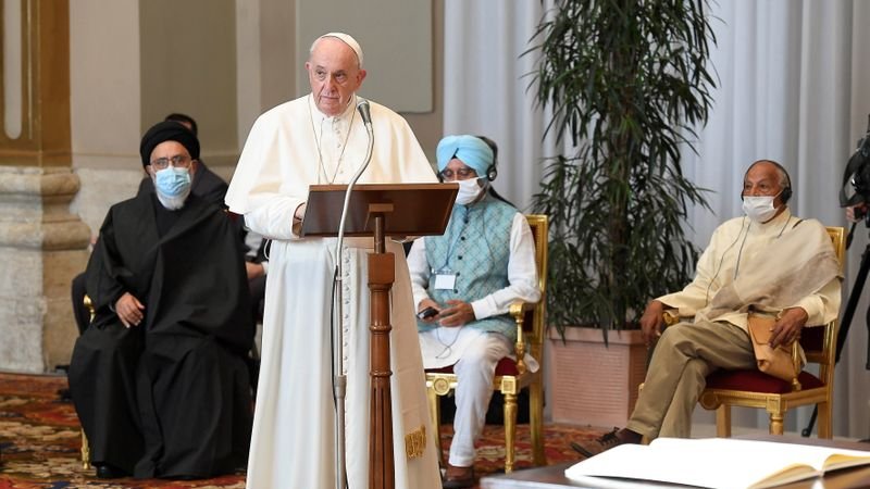 Papa Francisco y otros líderes religiosos piden compromiso con el cambio climático