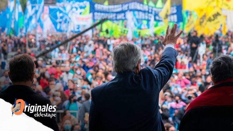 Alberto encabeza el acto de los movimientos sociales en modo unidad