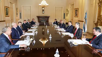 Ante empresarios, Alberto afirmó que el Frente no tiene diferencias y avanza en la negociación con el FMI Ante empresarios, Alberto afirmó que el Frente no tiene diferencias y avanza en la negociación con el FMI