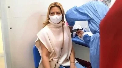 La primera dama Fabiola Yáñez recibió la primera dosis contra el COVID La primera dama Fabiola Yáñez recibió la primera dosis contra el COVID