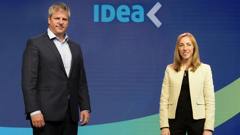 Con el eje de la creación de empleo, se desarrolla un nuevo Coloquio de IDEA