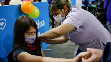 El 60% de la población del país ya completó su esquema de vacunación